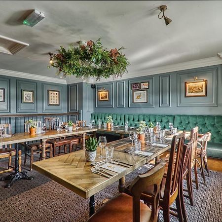 ホテル The Wellington Arms - Basingstoke-Reading Heckfield エクステリア 写真