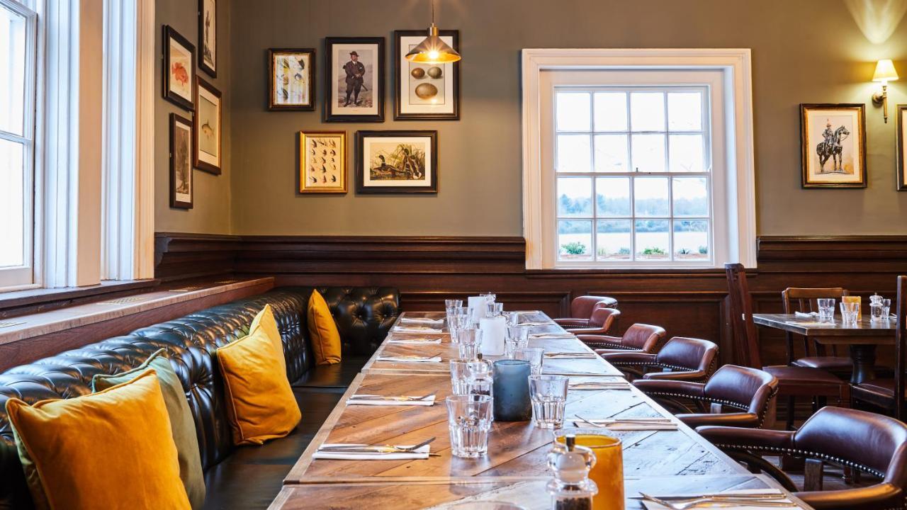 ホテル The Wellington Arms - Basingstoke-Reading Heckfield エクステリア 写真