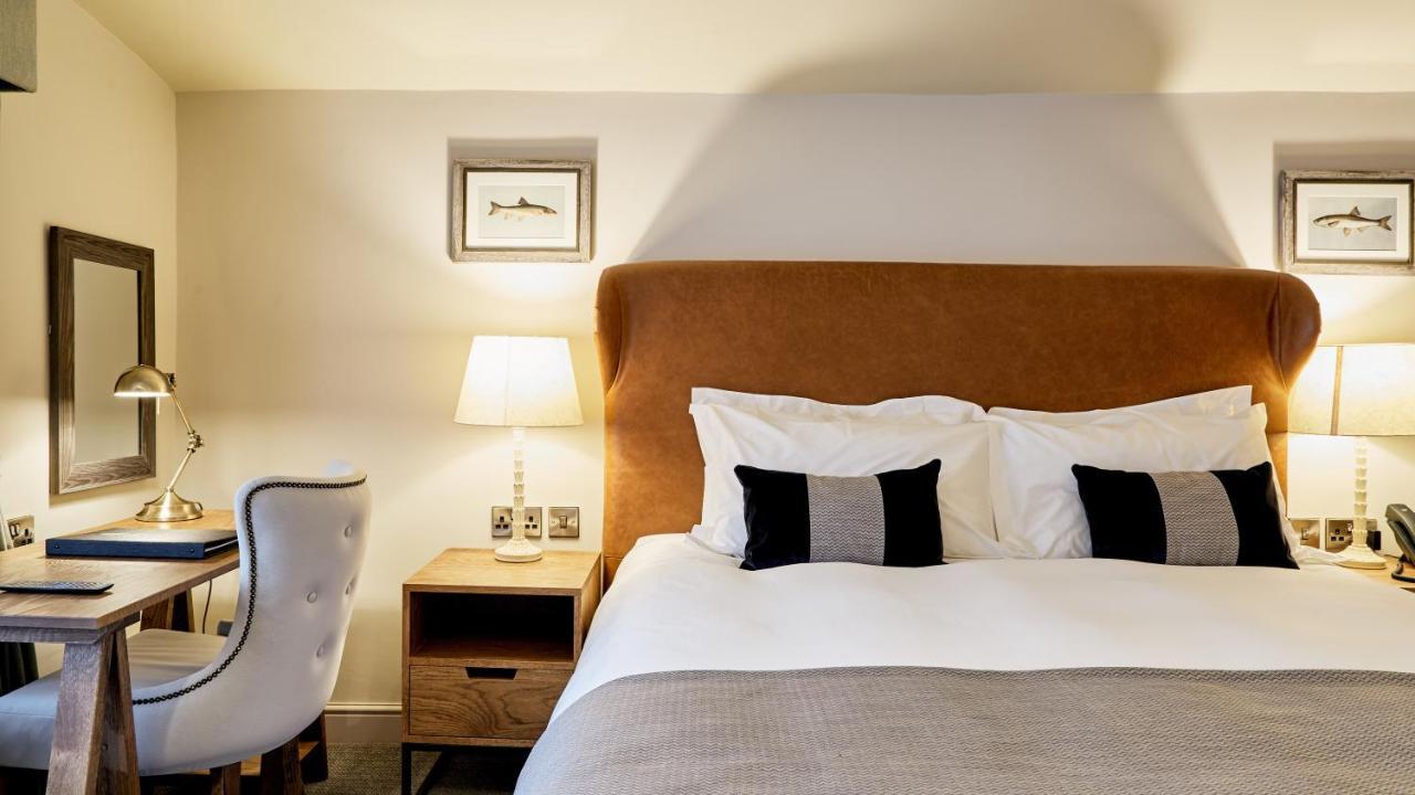 ホテル The Wellington Arms - Basingstoke-Reading Heckfield エクステリア 写真